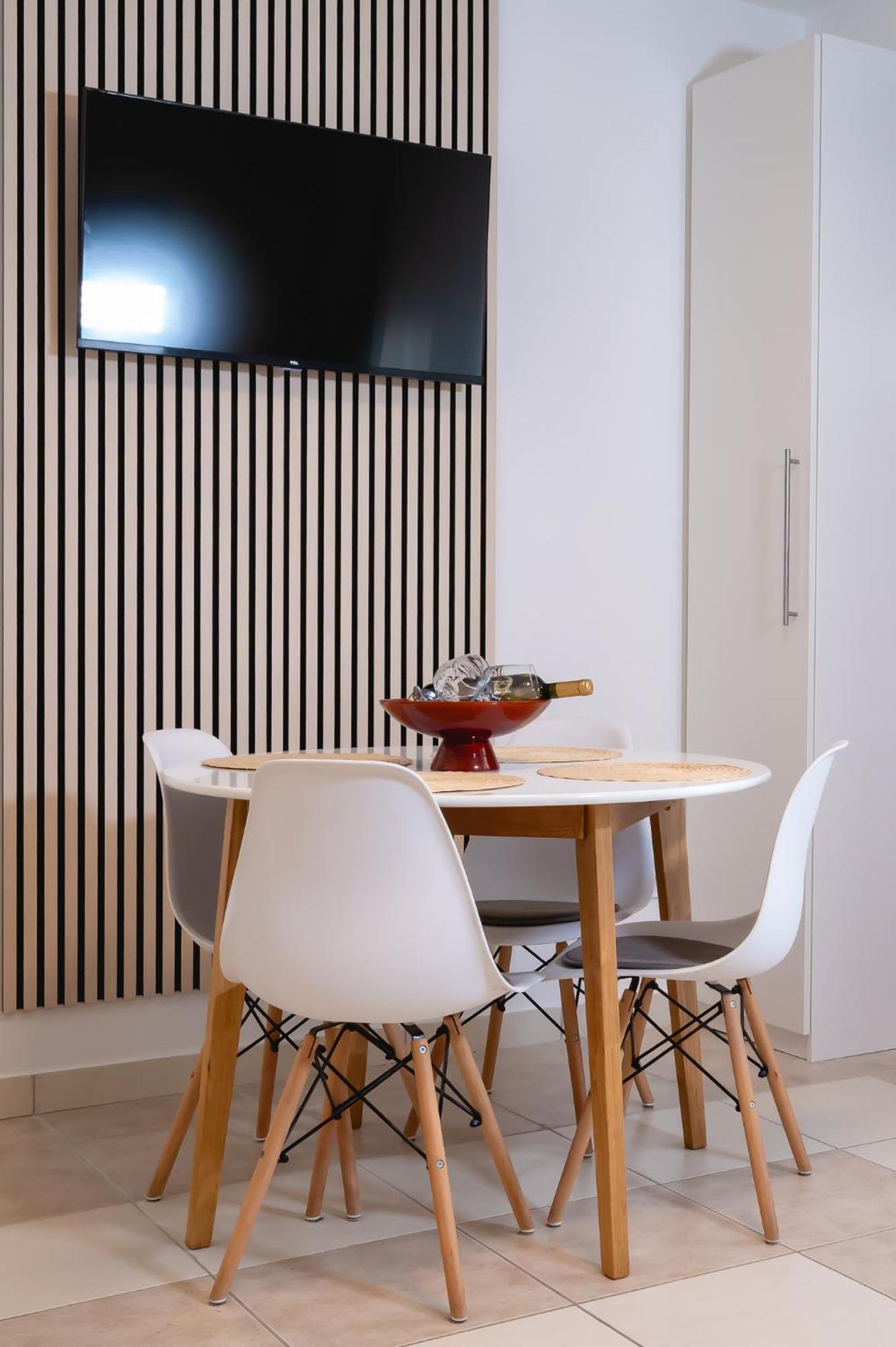 Locus Apartments Petrcane Luaran gambar