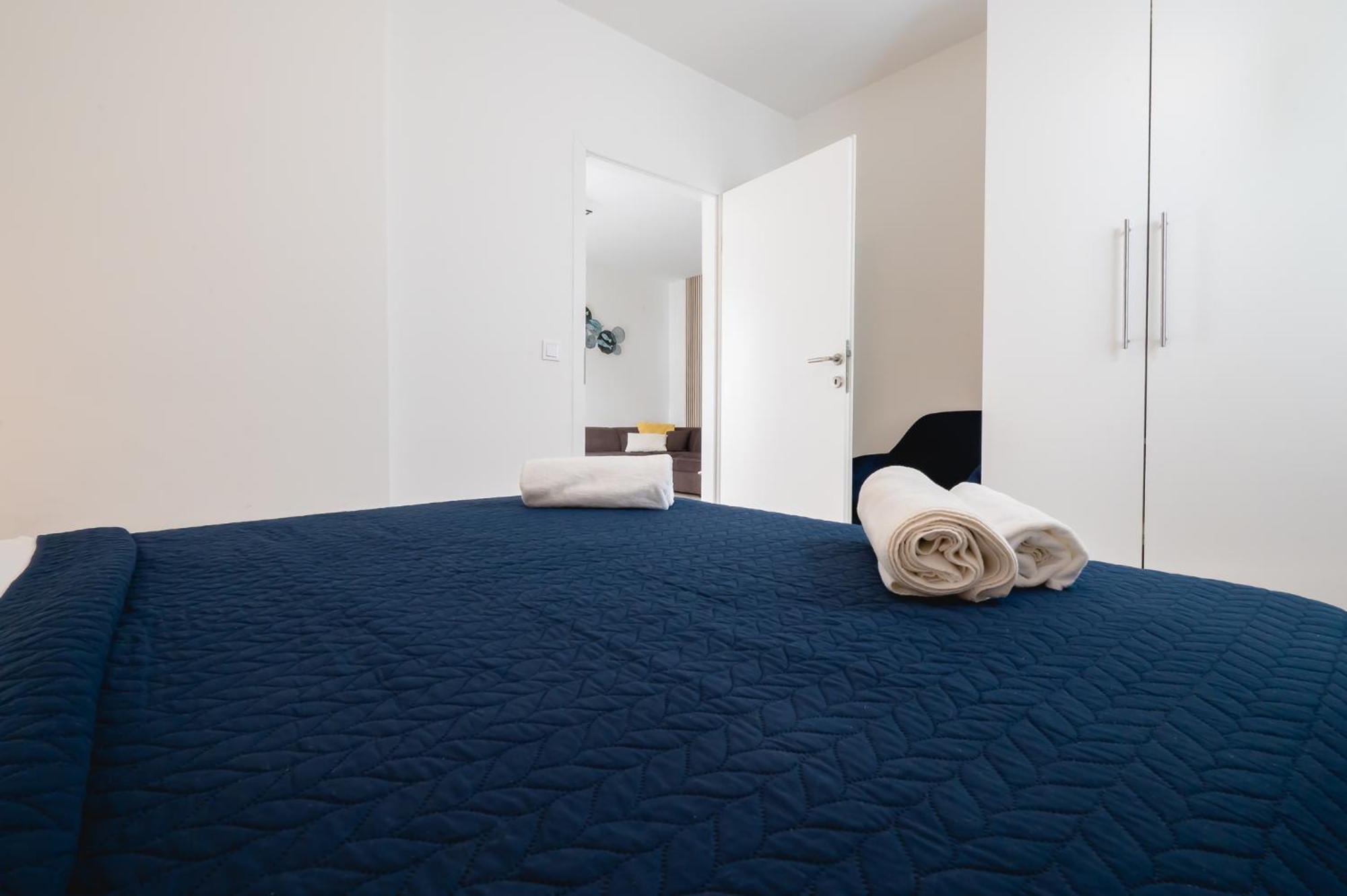 Locus Apartments Petrcane Luaran gambar