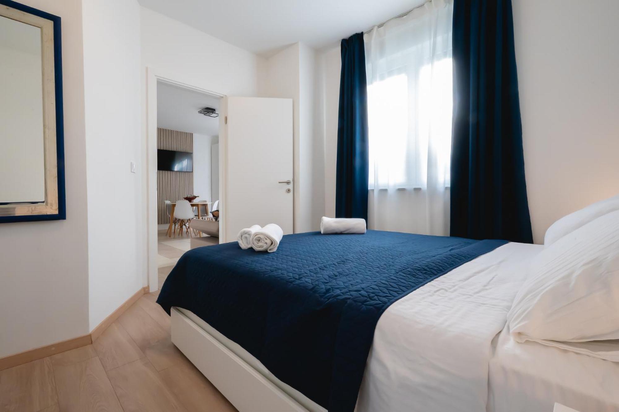 Locus Apartments Petrcane Luaran gambar