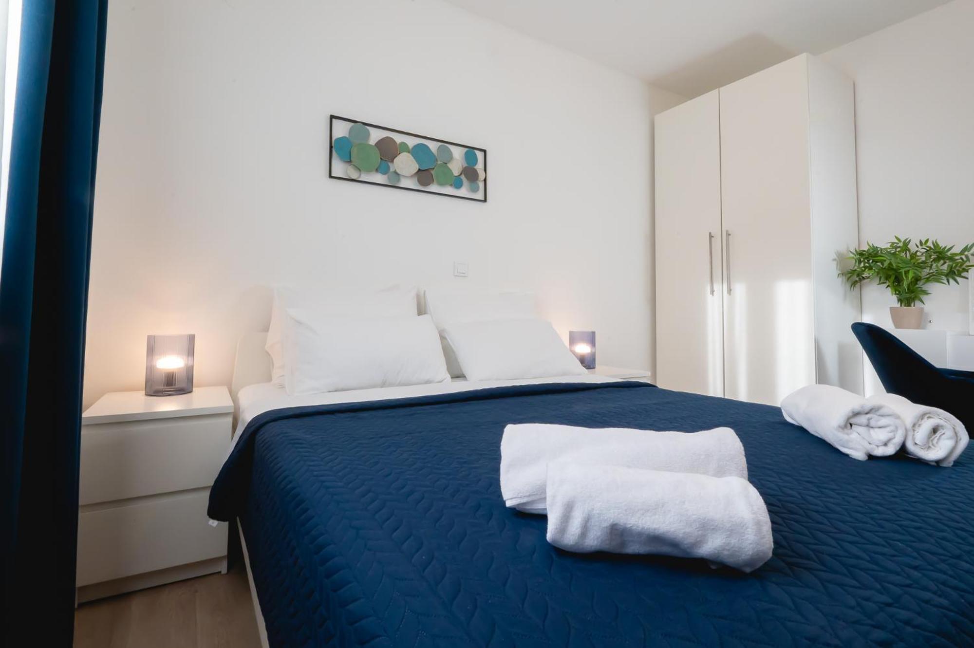 Locus Apartments Petrcane Luaran gambar
