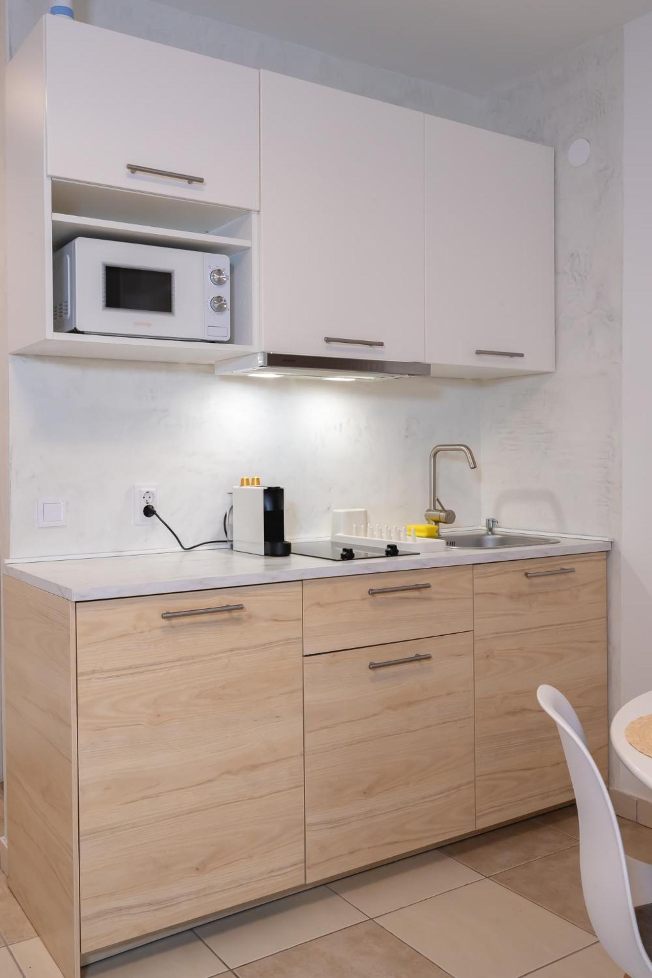 Locus Apartments Petrcane Luaran gambar